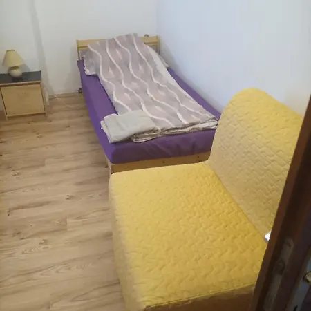 Garden Free Parking Air-conditioned Apartman
